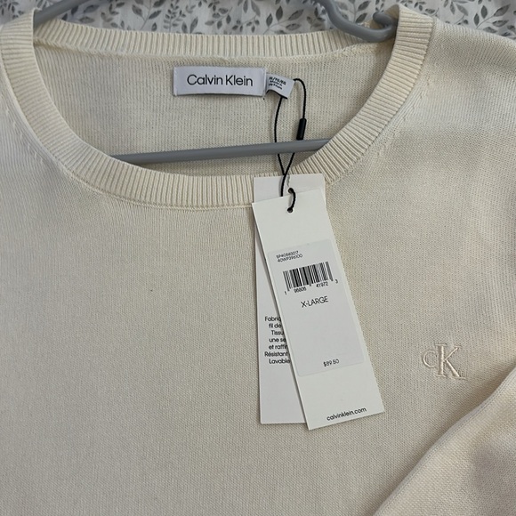 Calvin Klein cream color sweater - Picture 5 of 5